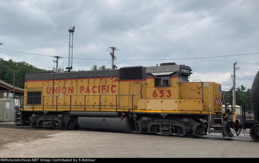 UP GP15-1 St Paul belt transfer yard MN Aug 2024